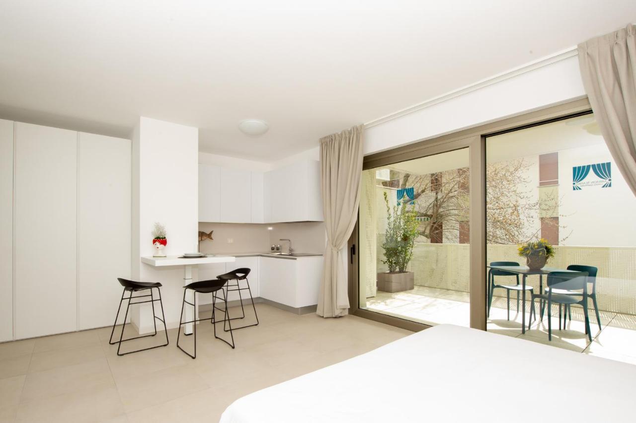 Ariston Teatro Luxury Aparthotel Grado Exterior photo