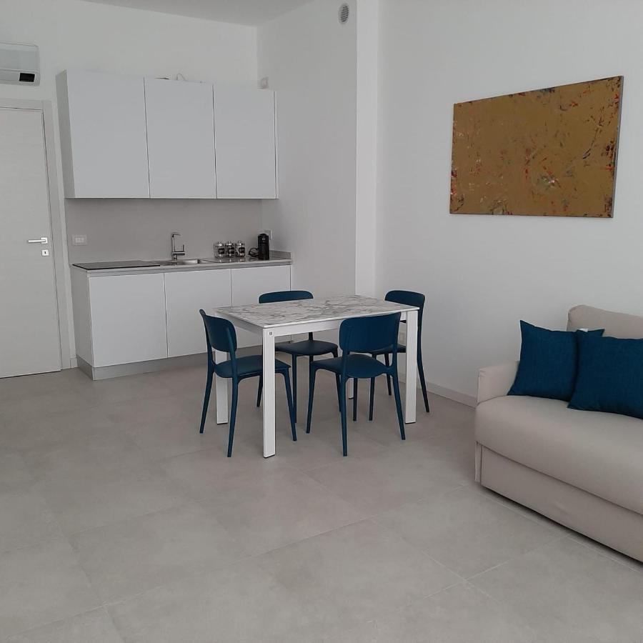 Ariston Teatro Luxury Aparthotel Grado Exterior photo